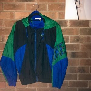 VINTAGE Nike Windbreaker